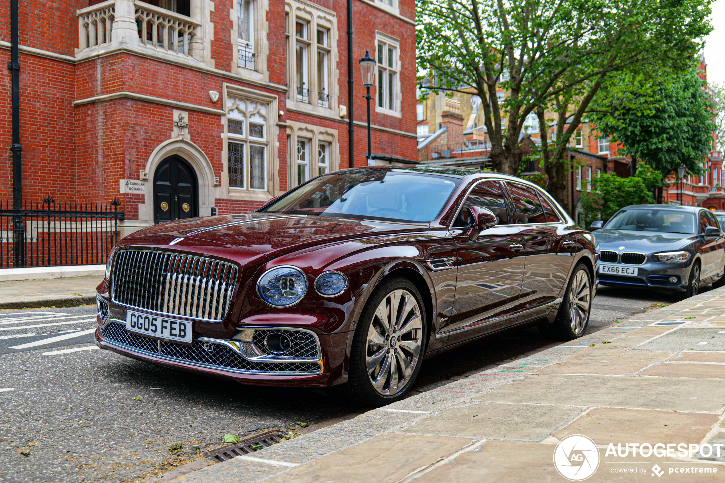 Bentley Flying Spur V8 Azure