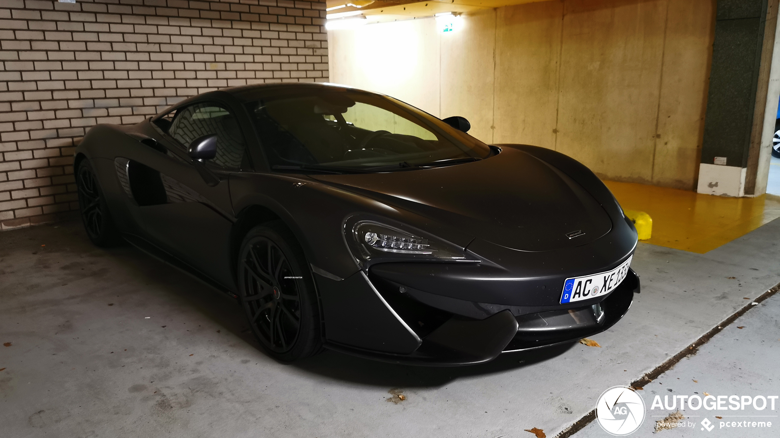 McLaren 570S