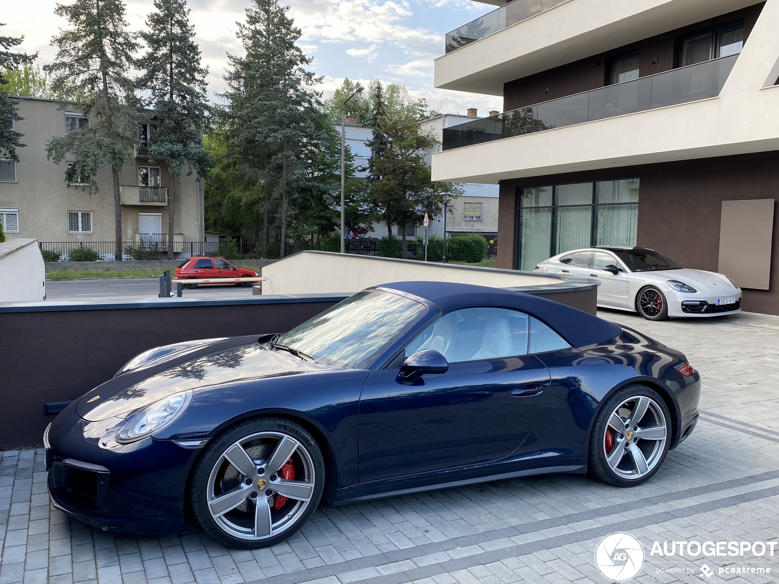 Porsche 991 Carrera 4S Cabriolet MkII