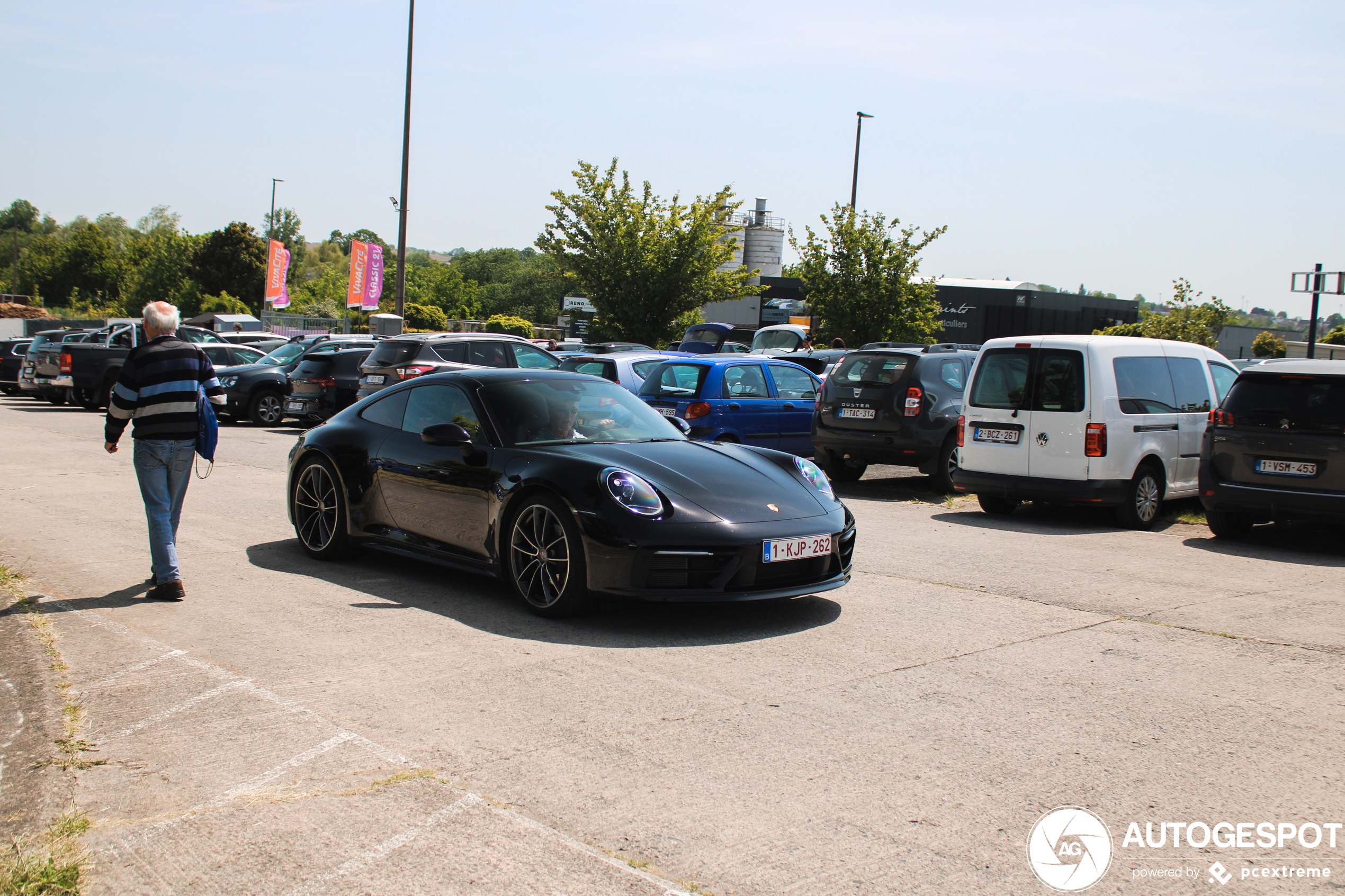 Porsche 992 Carrera 4S