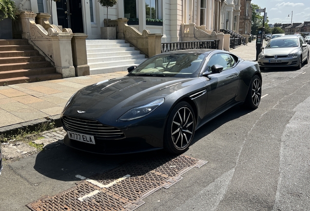 Aston Martin DB11