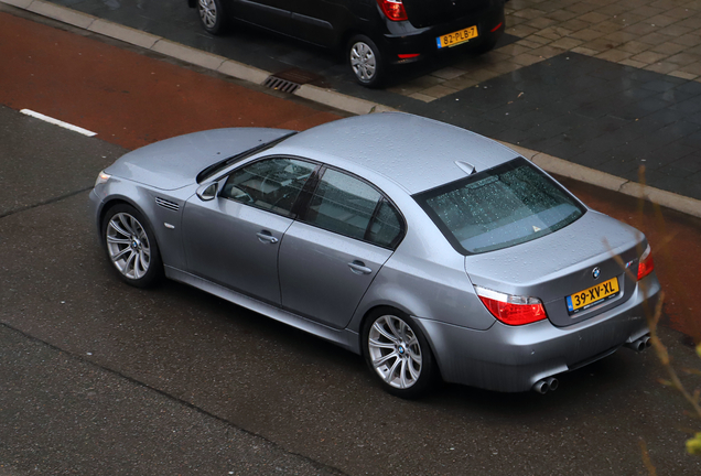 BMW M5 E60 2005