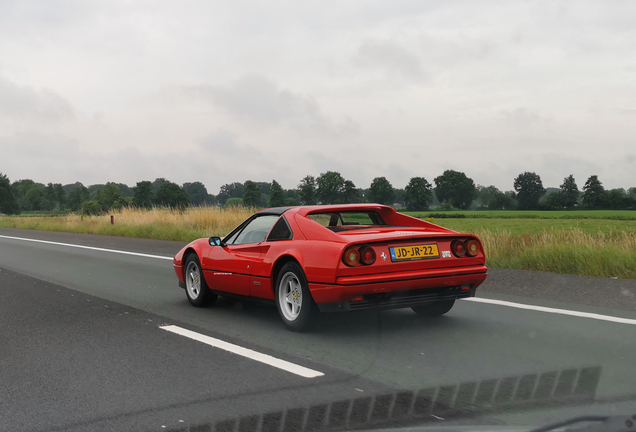 Ferrari 328 GTS