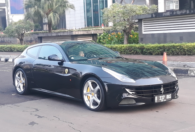 Ferrari FF