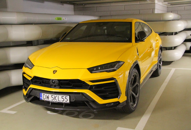 Lamborghini Urus