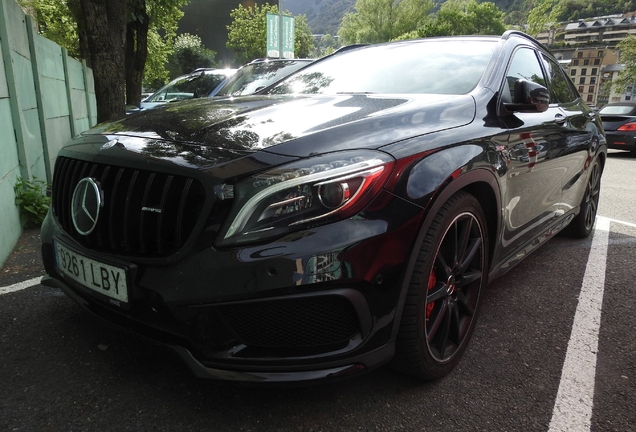 Mercedes-AMG GLA 45 X156