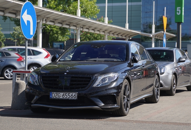 Mercedes-Benz S 63 AMG V222