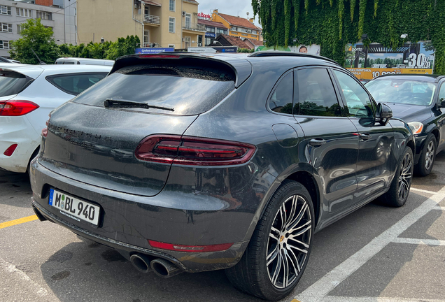 Porsche 95B Macan Turbo