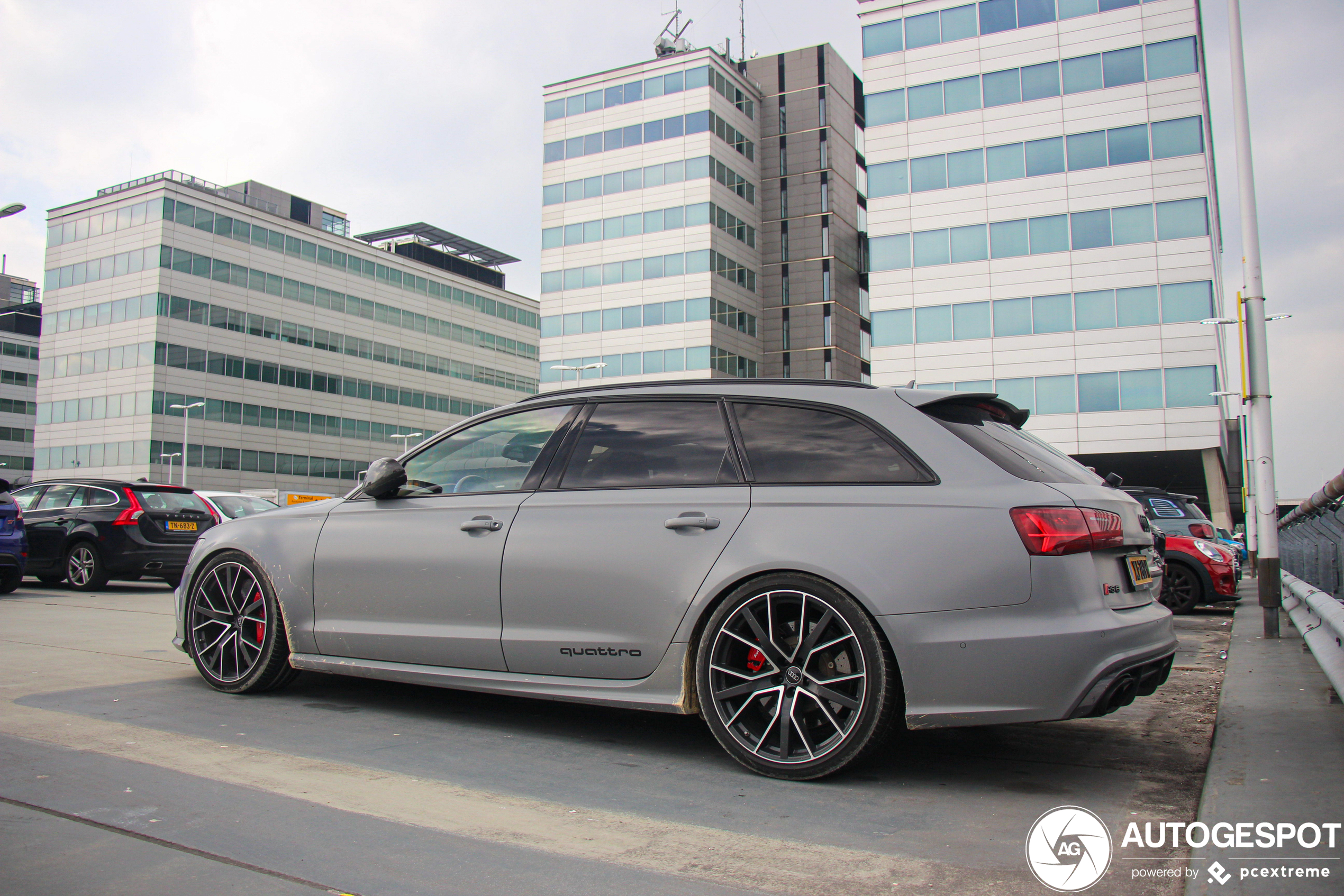 Audi RS6 Avant C7 2015