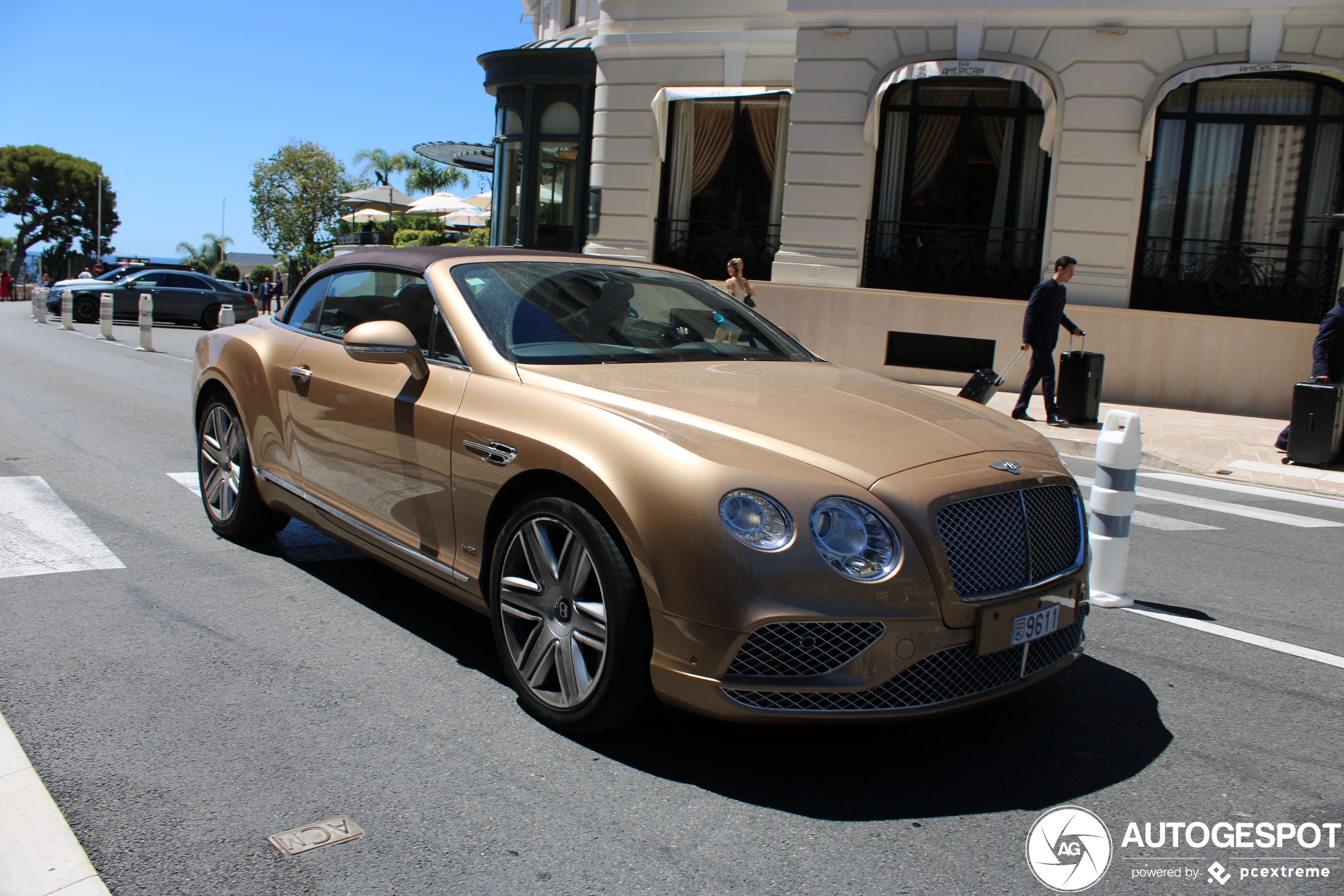 Bentley Continental GTC 2016