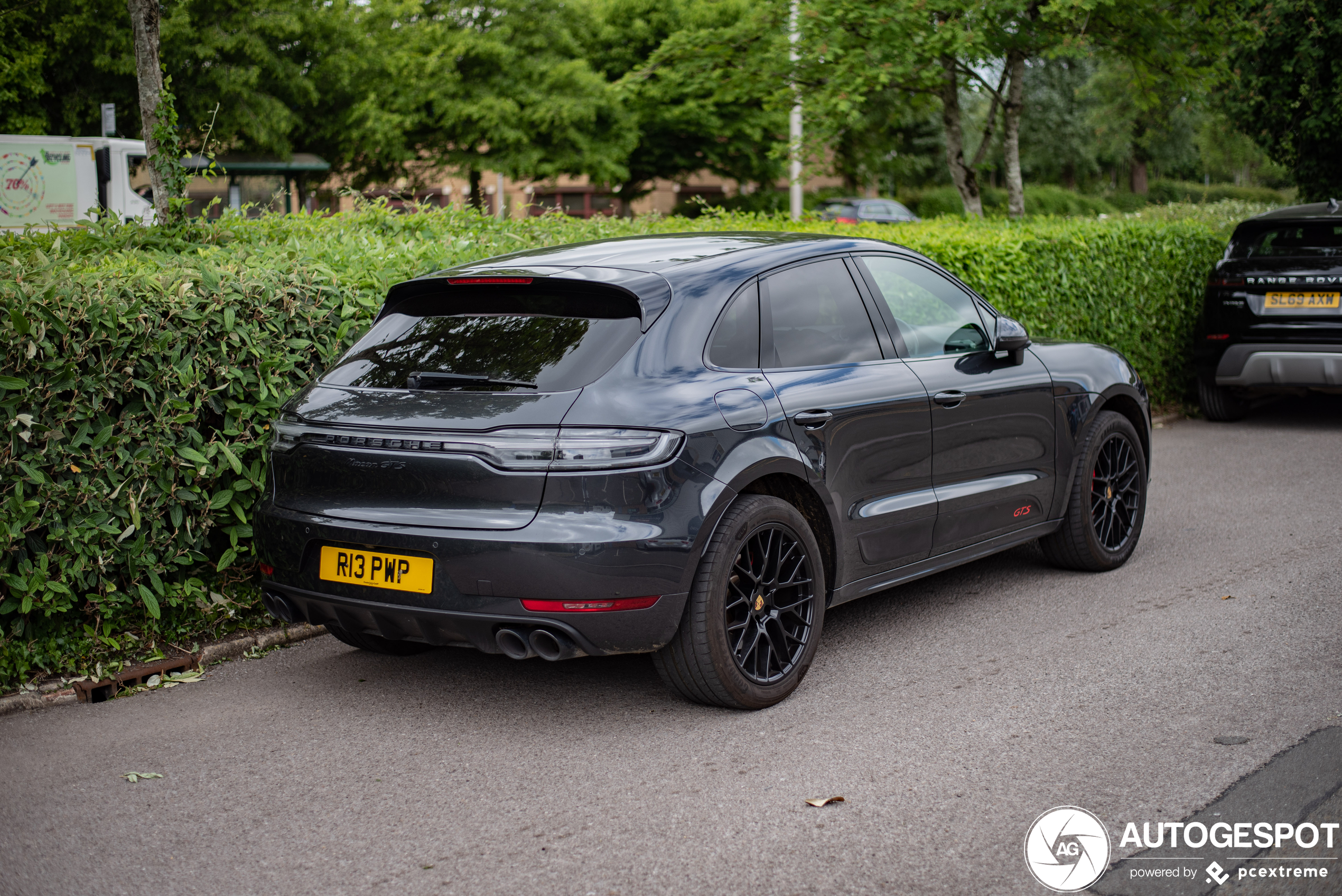 Porsche 95B Macan GTS MkII