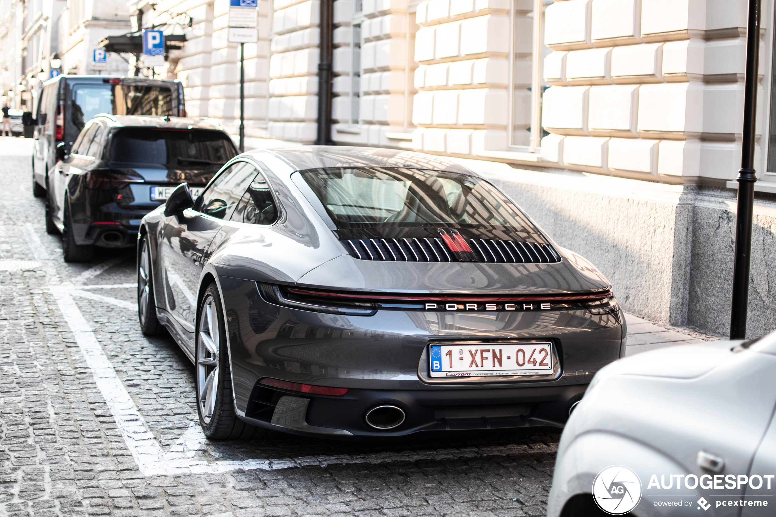 Porsche 992 Carrera 4S