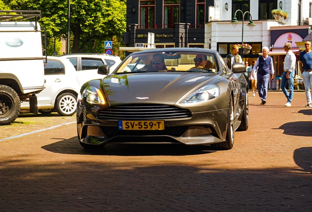 Aston Martin Vanquish 2013