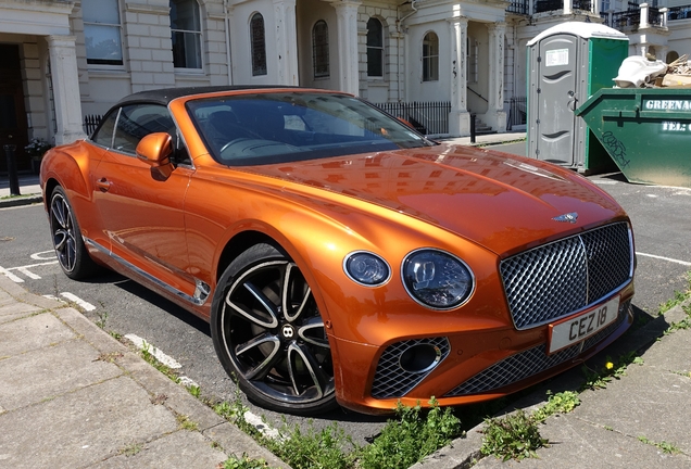 Bentley Continental GTC 2019