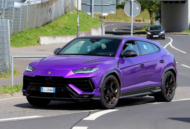 Lamborghini Urus Performante