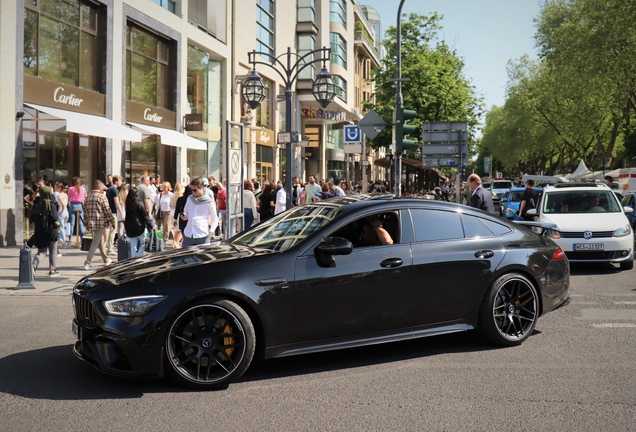 Mercedes-AMG GT 63 S X290