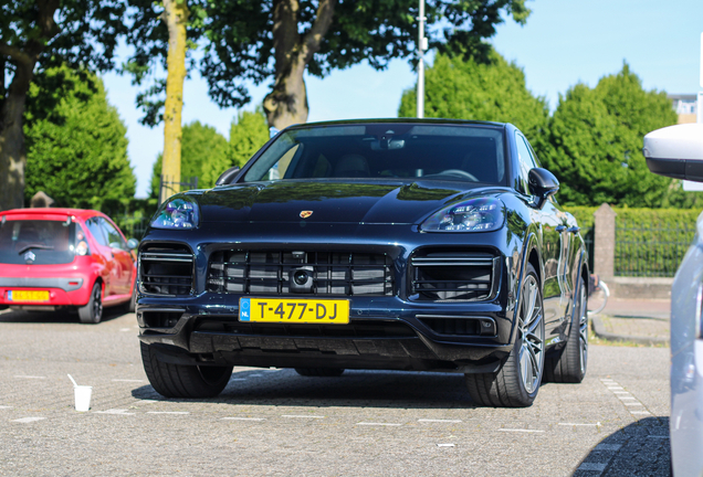 Porsche Cayenne Coupé Turbo S E-Hybrid