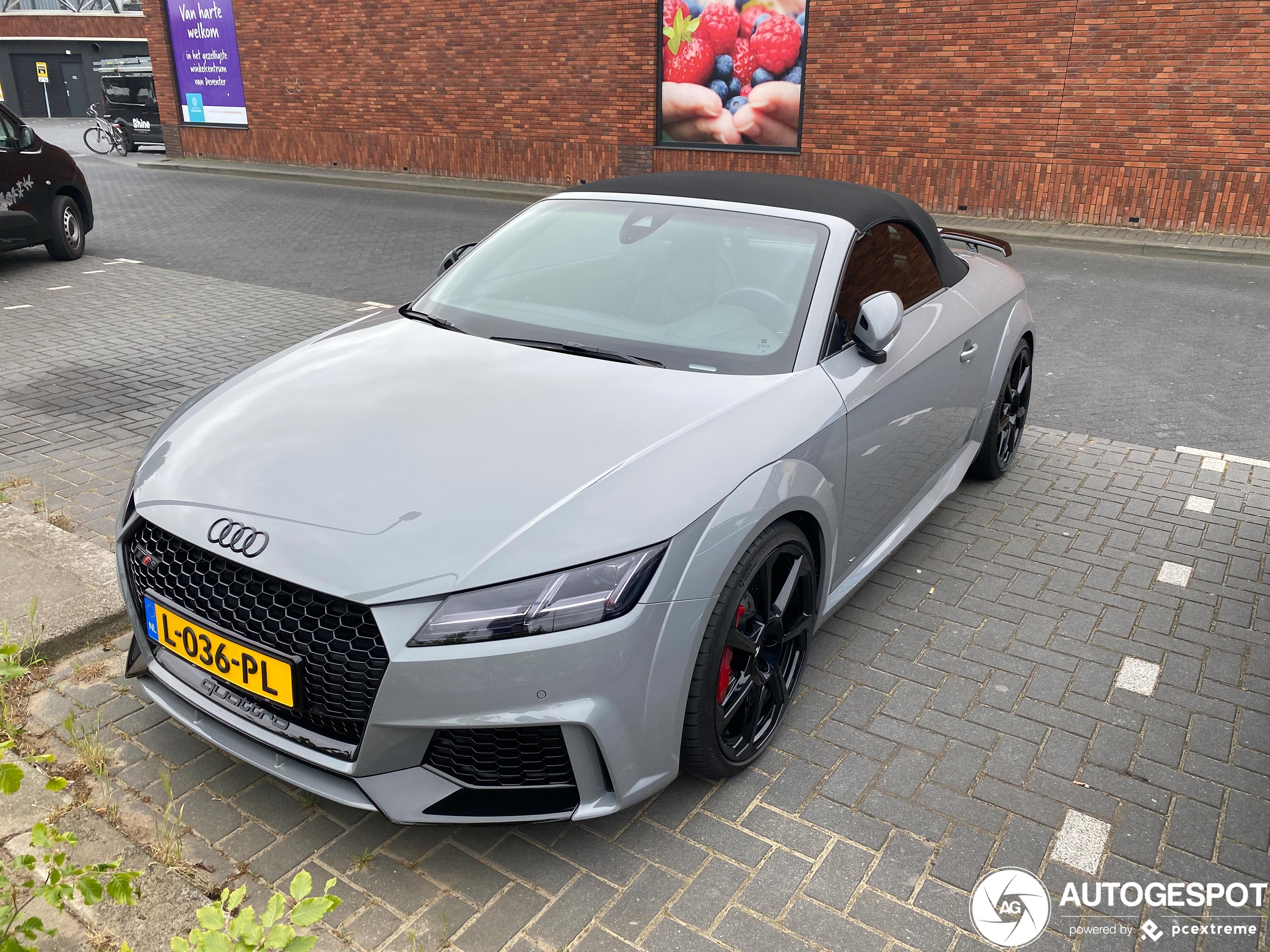 Audi TT-RS Roadster 2017