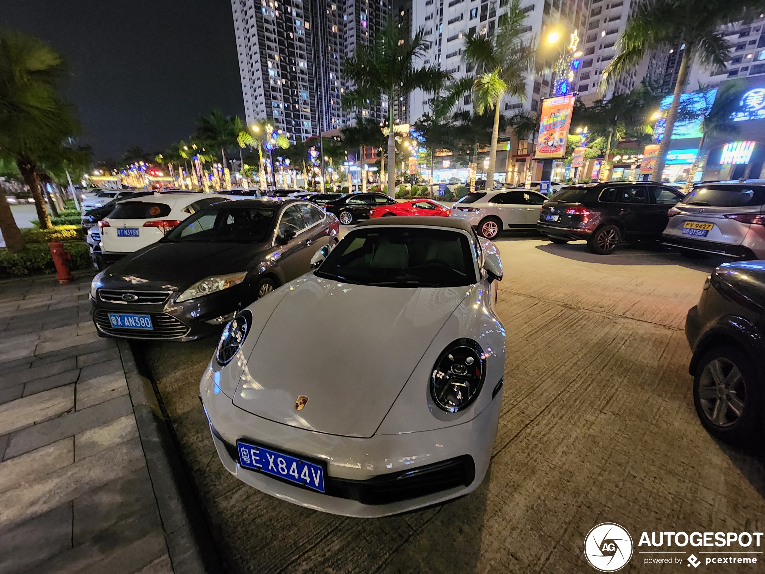 Porsche 992 Targa 4 GTS