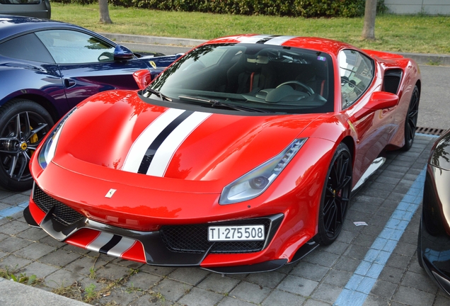 Ferrari 488 Pista