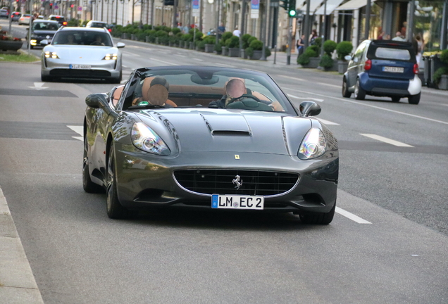 Ferrari California