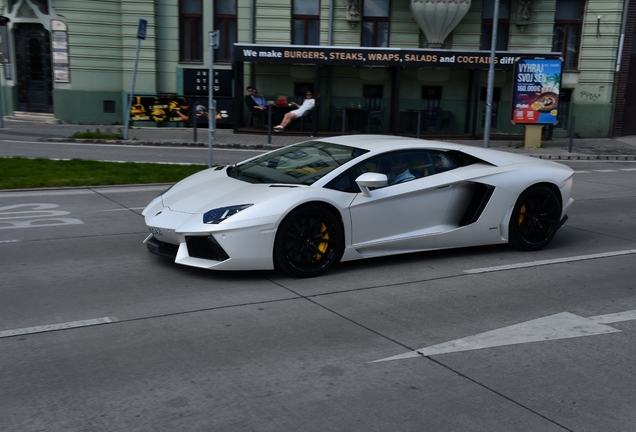 Lamborghini Aventador LP700-4