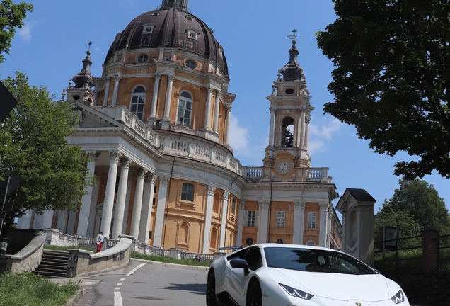 Lamborghini Huracán LP640-4 Performante