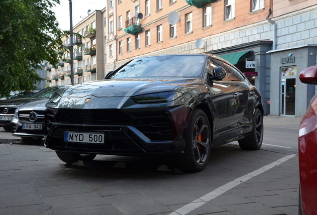 Lamborghini Urus