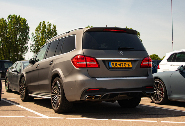 Mercedes-AMG GLS 63 X166