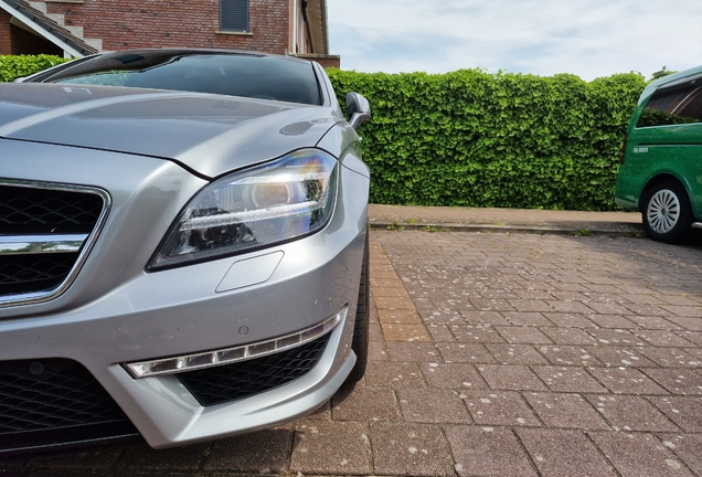 Mercedes-Benz CLS 63 AMG X218 Shooting Brake