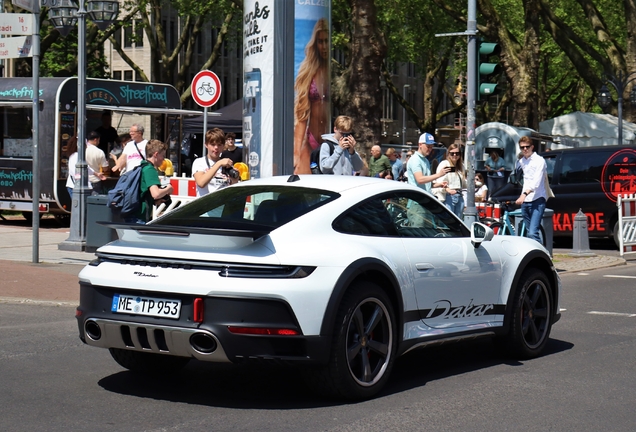 Porsche 992 Dakar