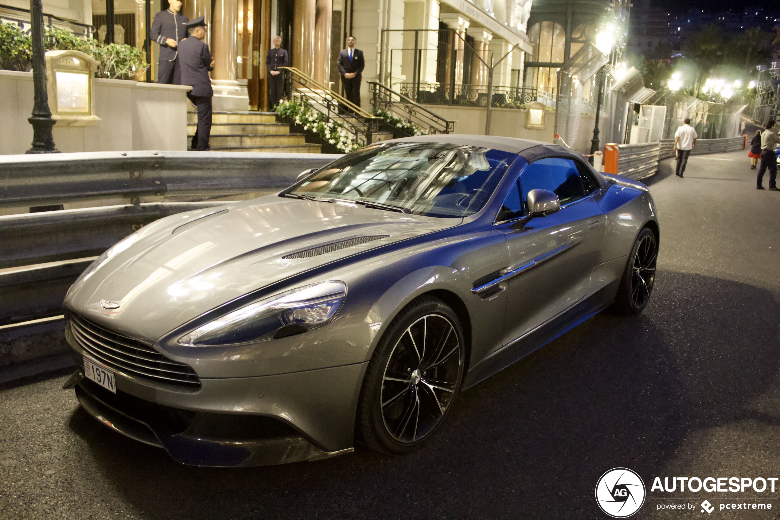 Aston Martin Vanquish Volante