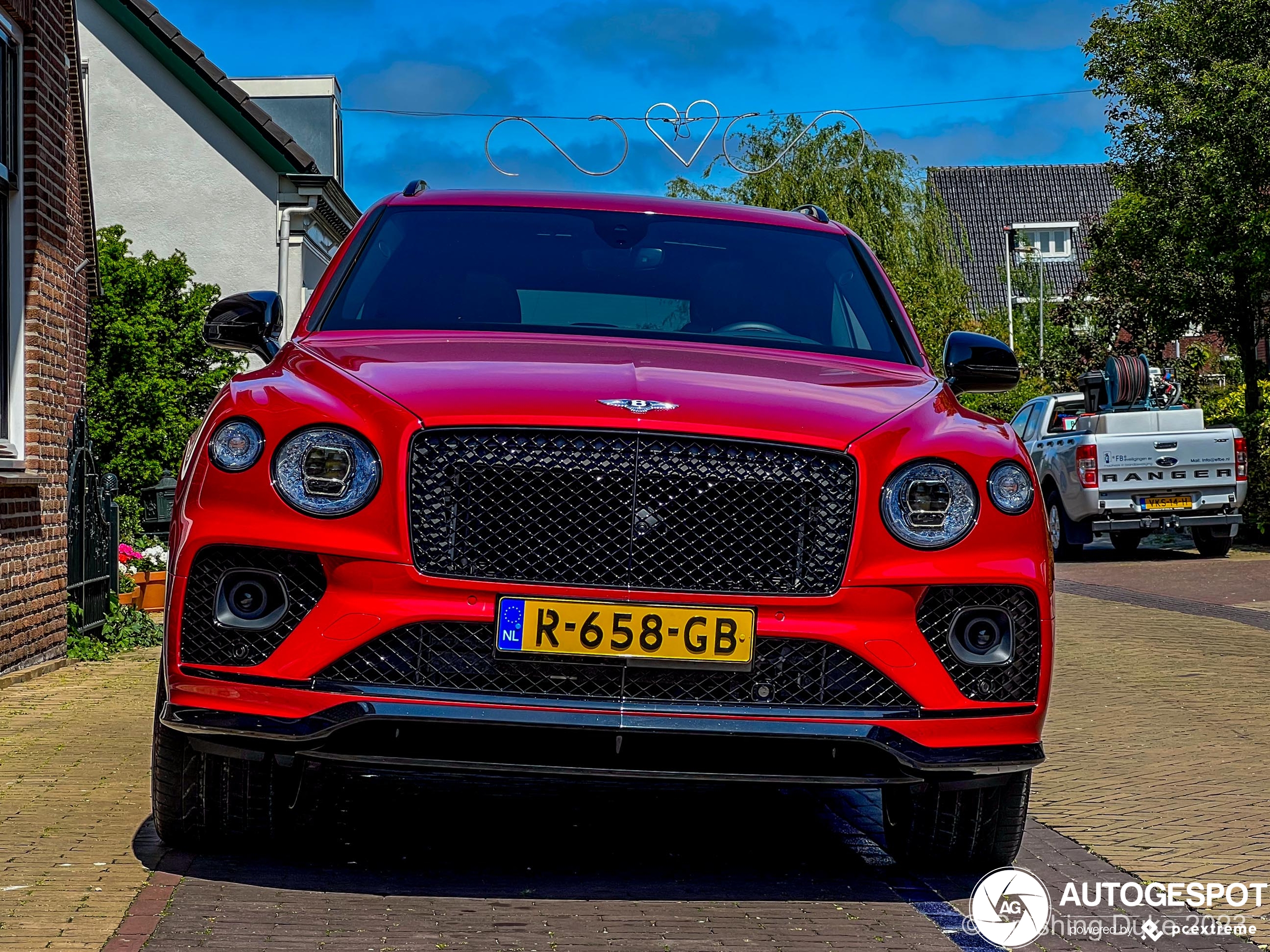 Bentley Bentayga V8 2021