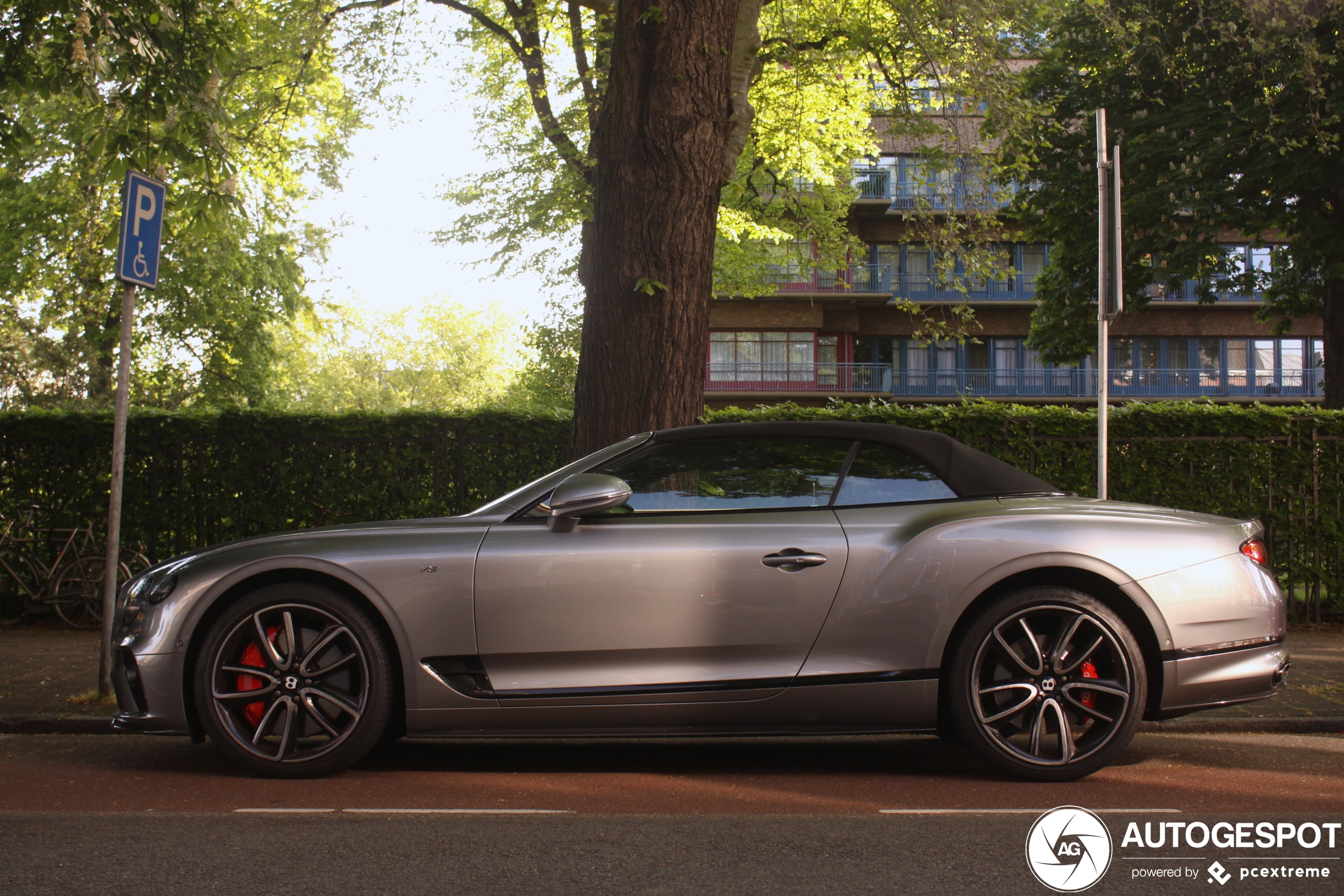 Bentley Continental GTC V8 2020