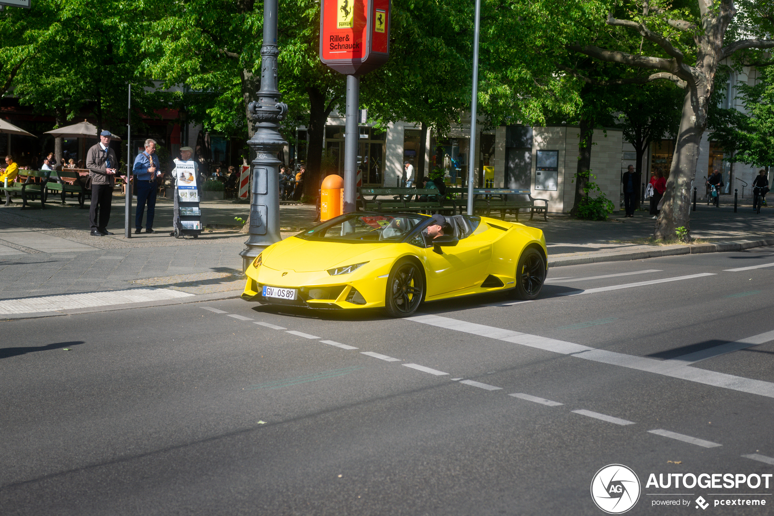 Lamborghini Huracán LP640-4 EVO Spyder