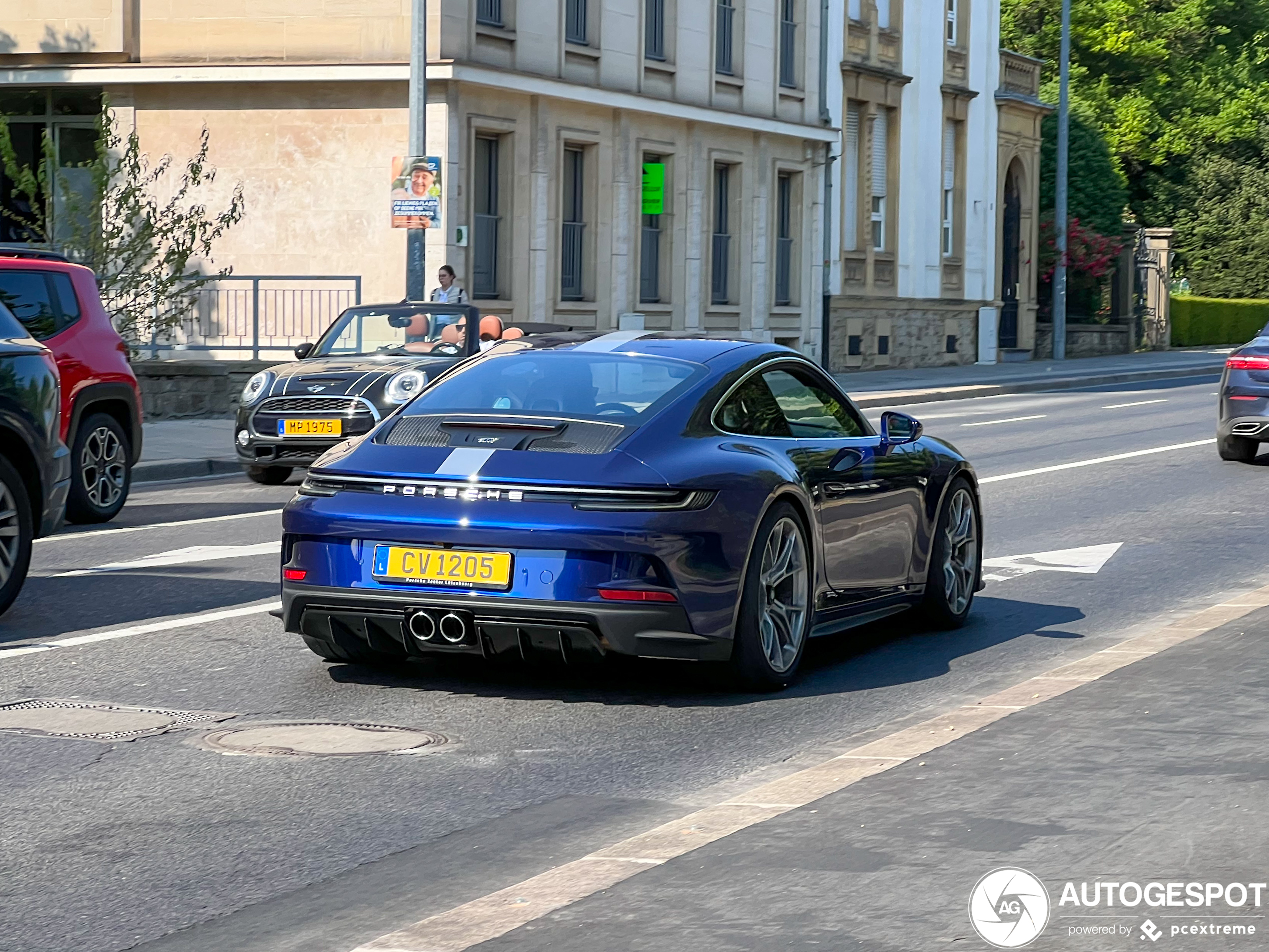 Porsche 992 GT3 Touring