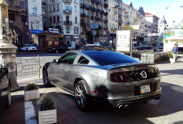 Ford Mustang GT 2013