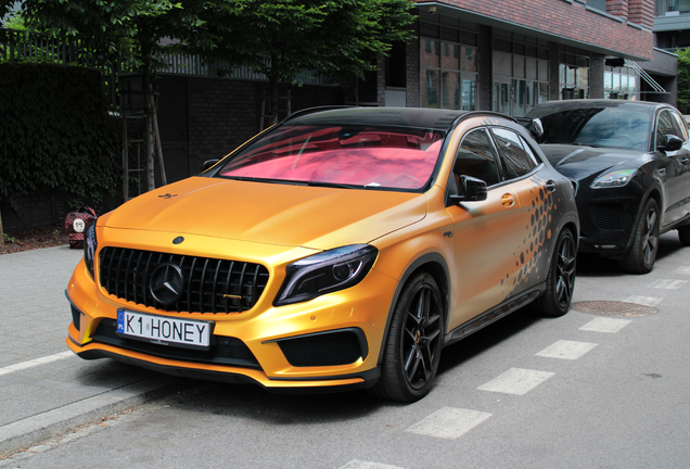 Mercedes-AMG GLA 45 X156