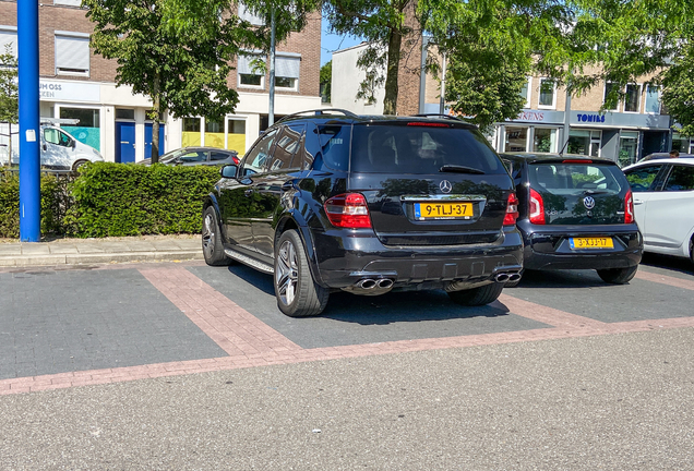 Mercedes-Benz ML 63 AMG W164