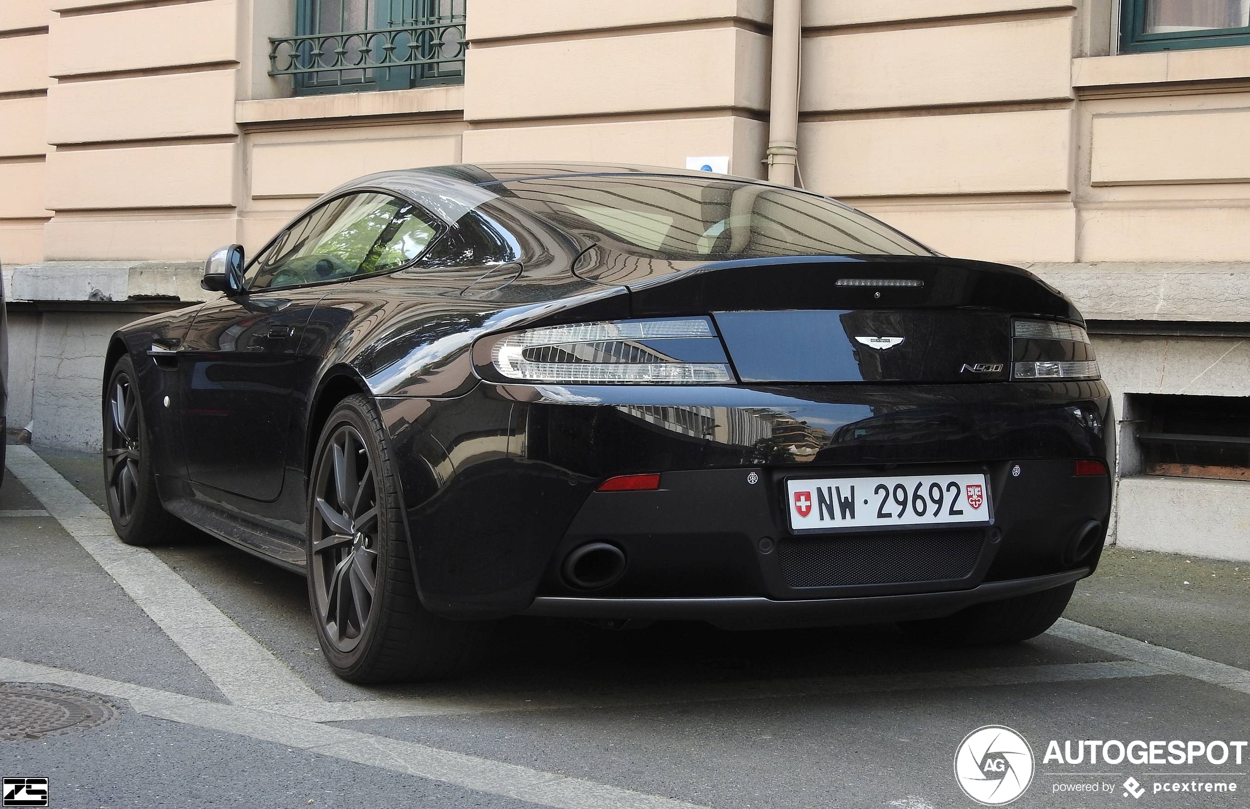 Aston Martin V8 Vantage N430