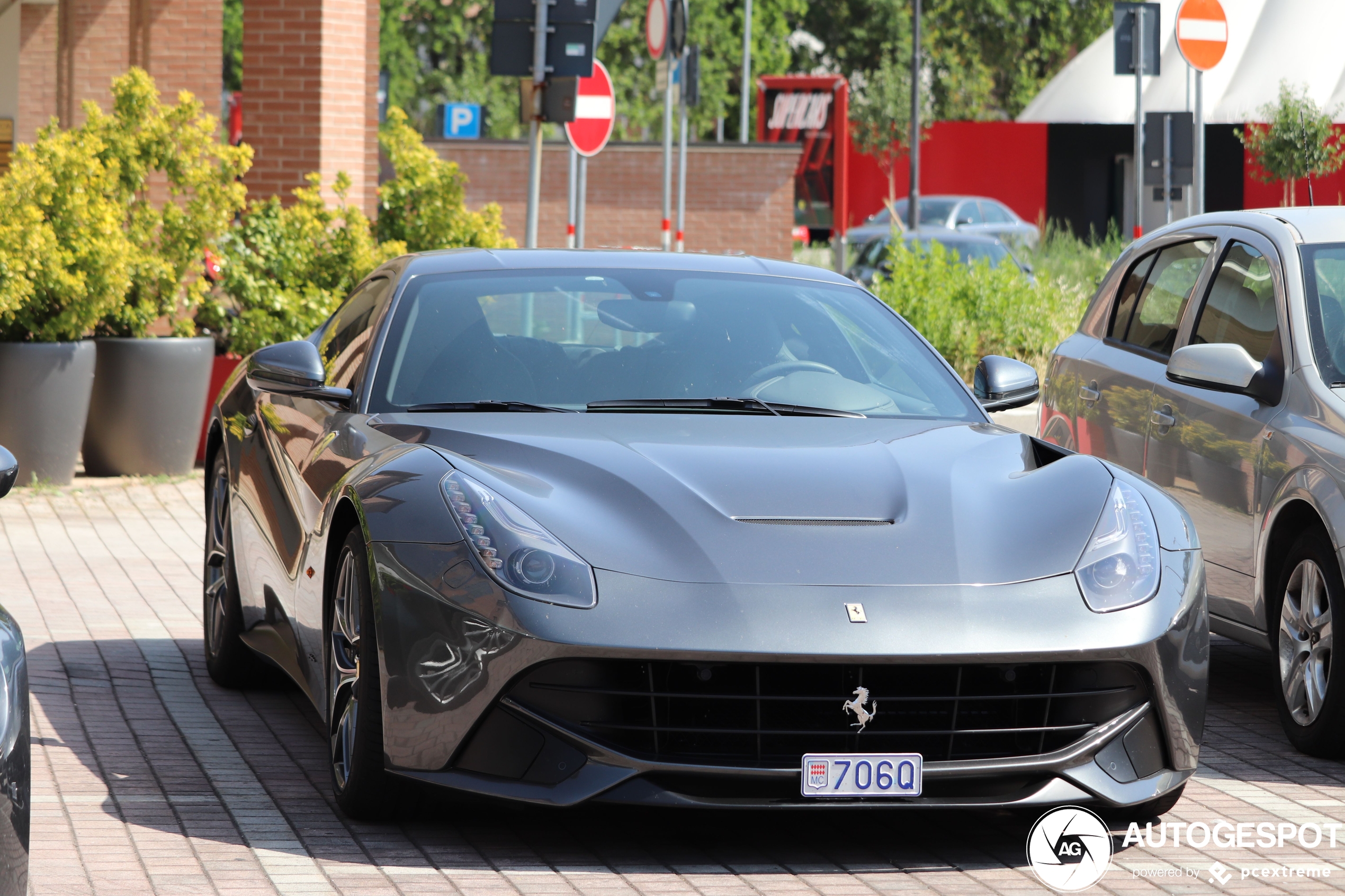 Ferrari F12berlinetta