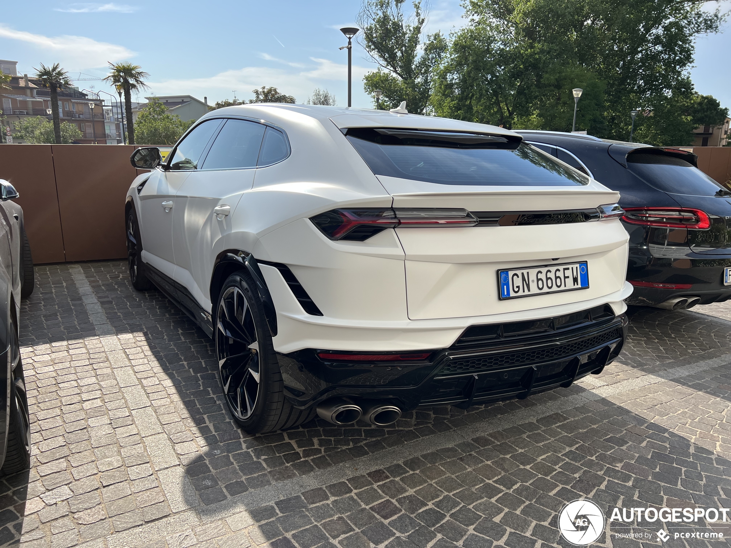 Lamborghini Urus S