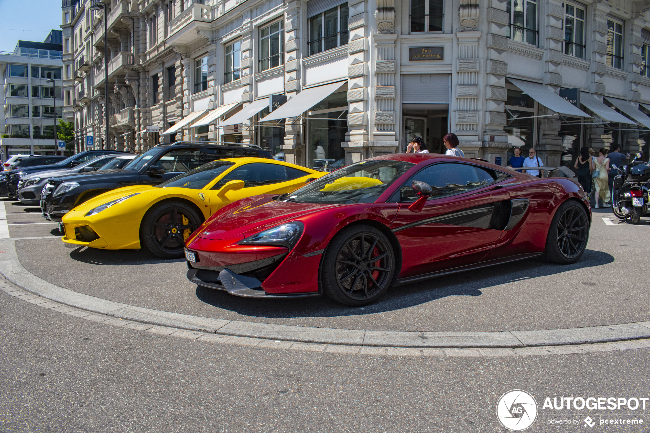 McLaren 570S