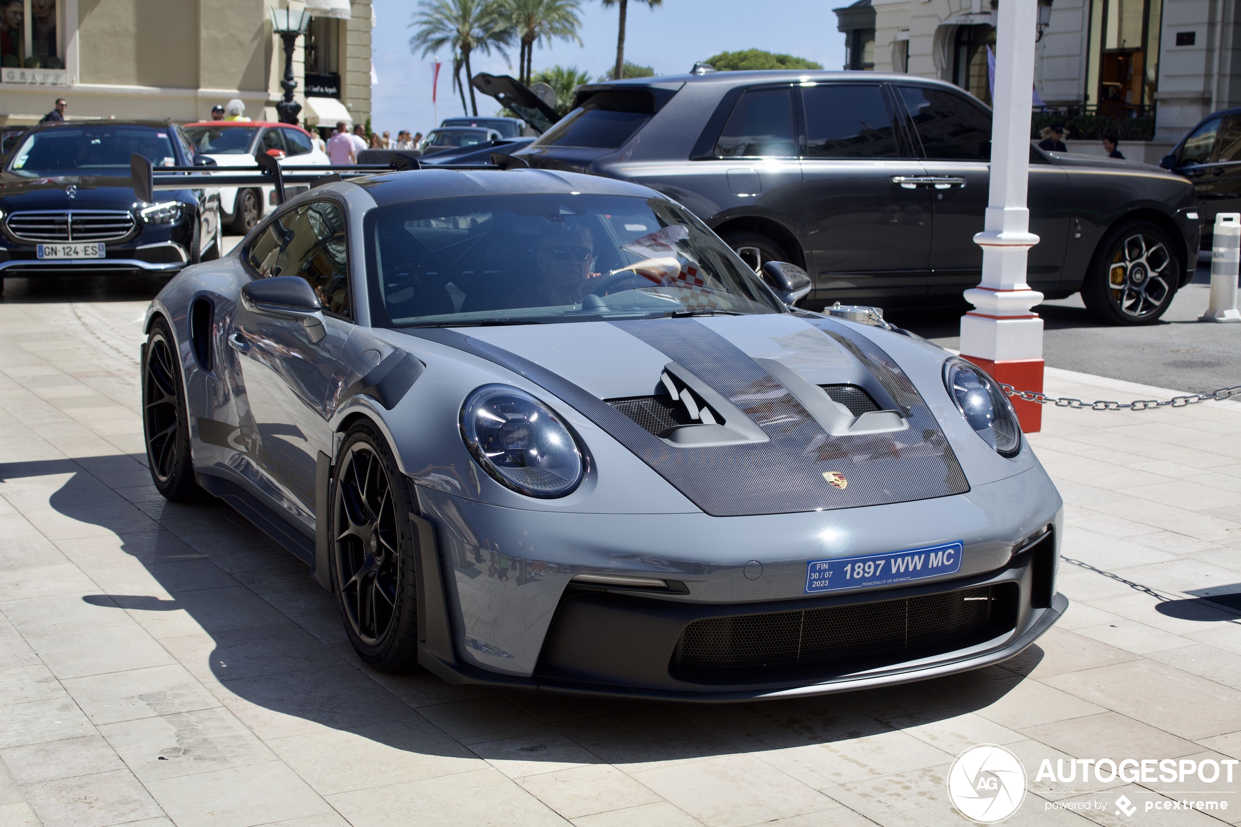 Porsche 992 GT3 RS Weissach Package