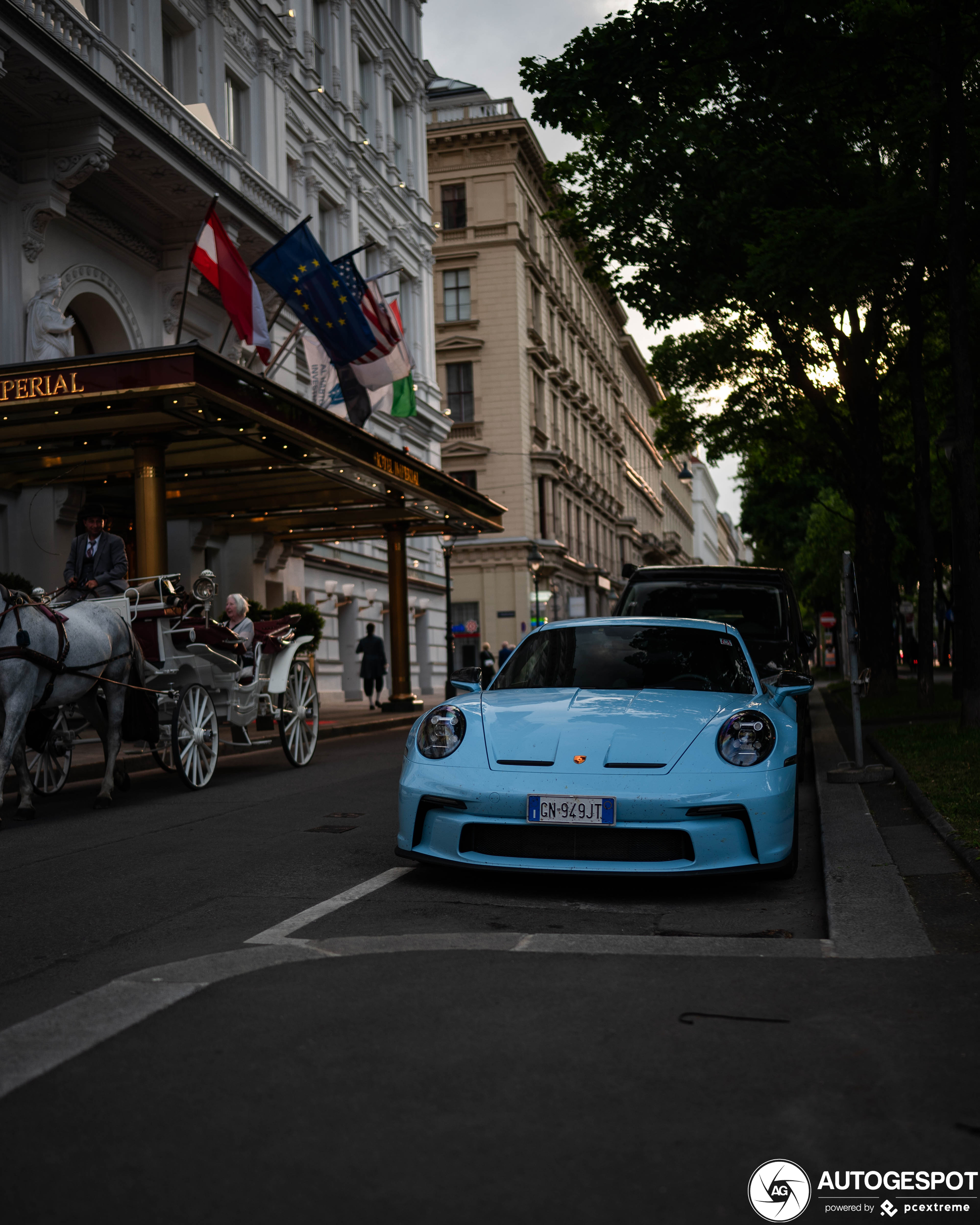 Porsche 992 GT3 Touring