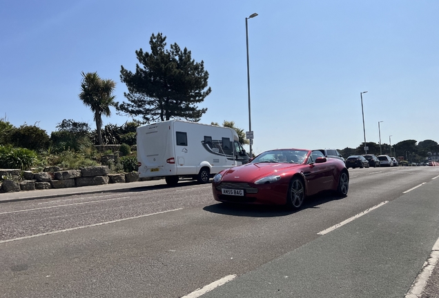 Aston Martin V8 Vantage Roadster