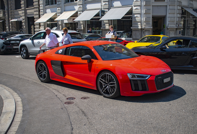 Audi R8 V10 Plus 2015