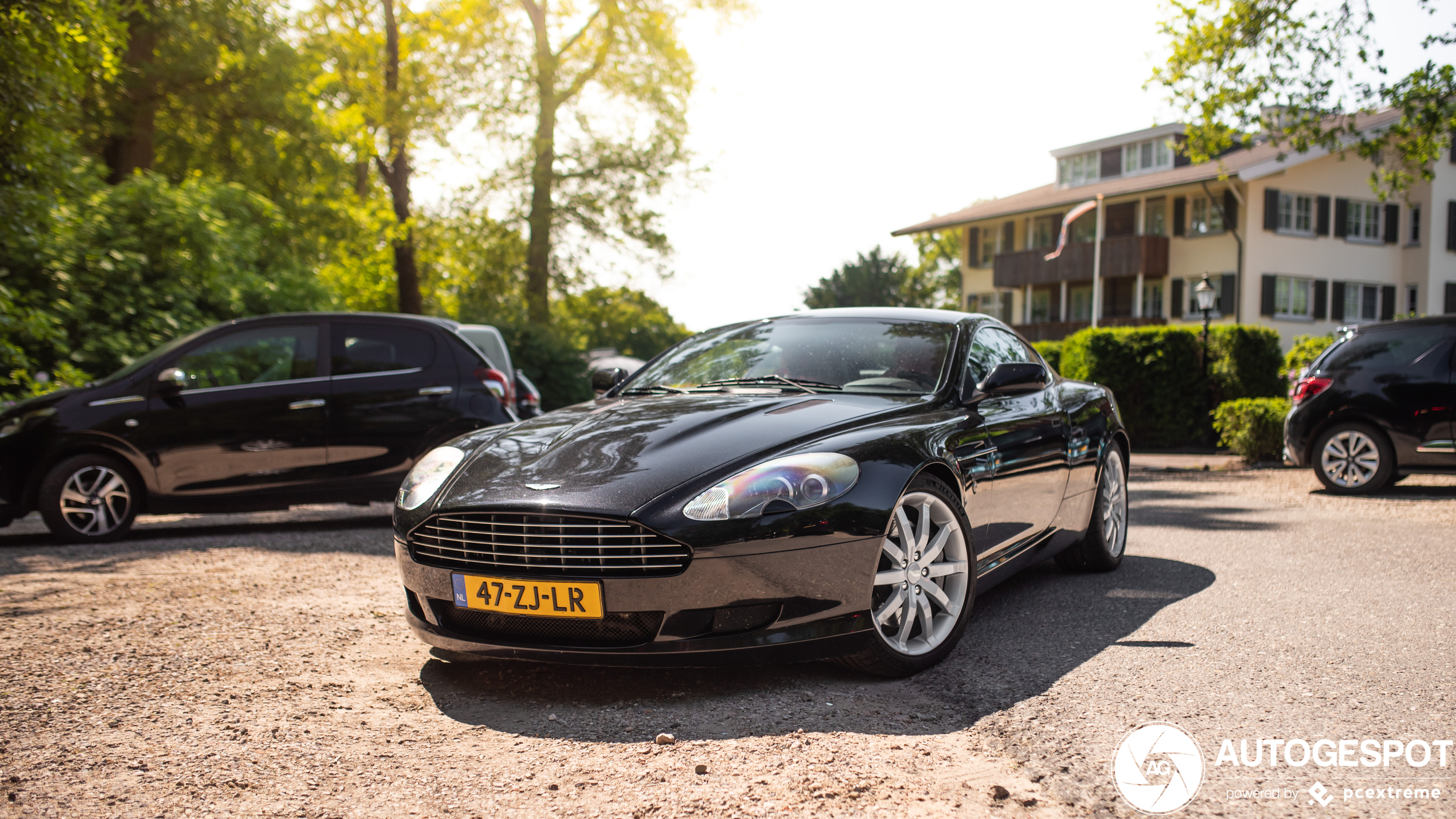 Aston Martin DB9