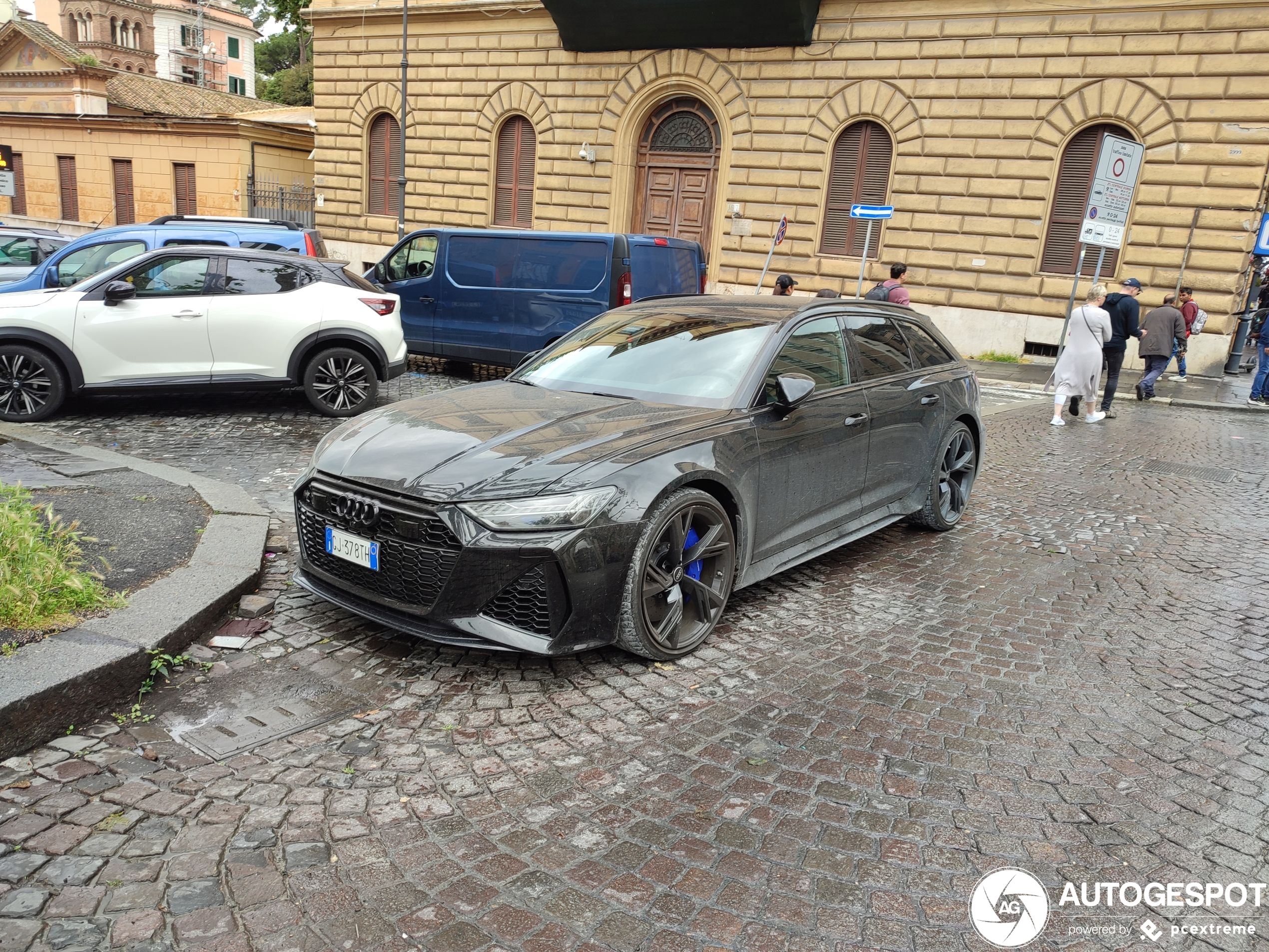 Audi RS6 Avant C8