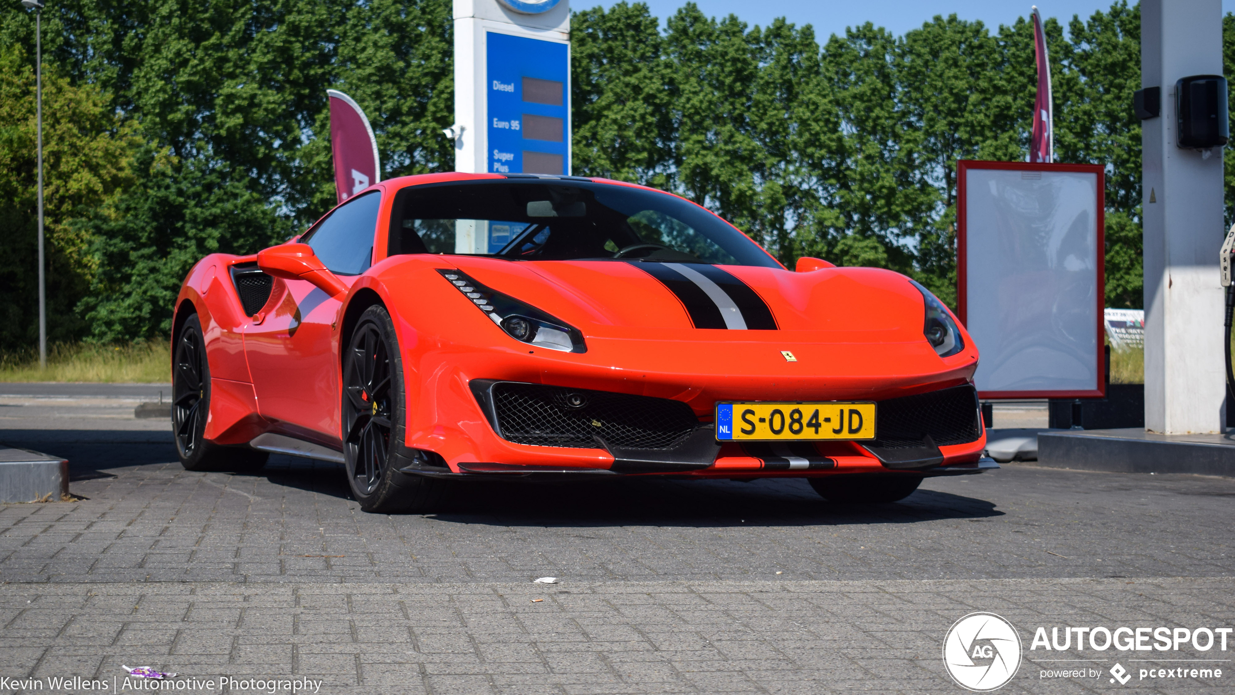 Ferrari 488 Pista